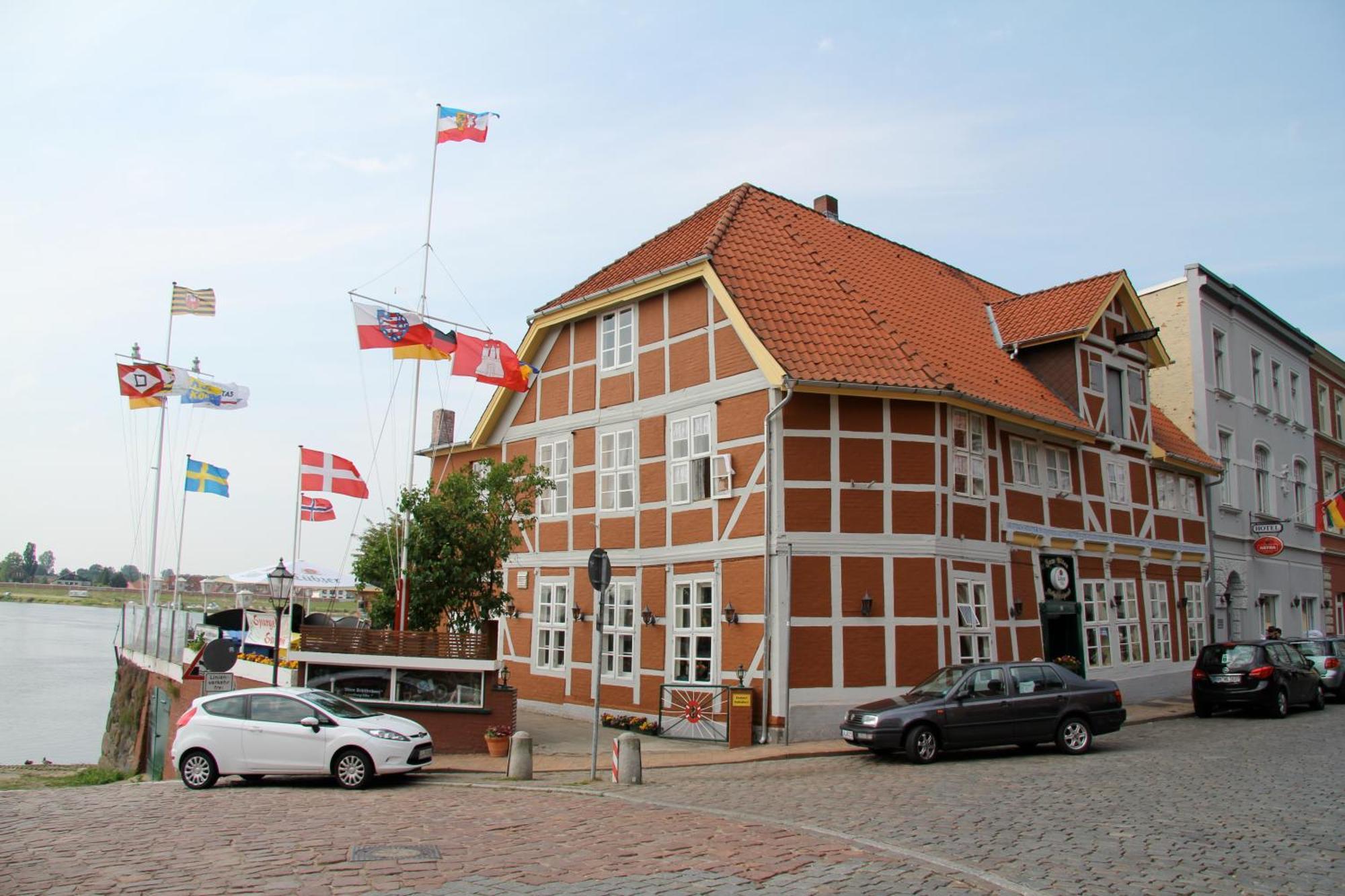 Zum Alten Schifferhaus Lauenburg Luaran gambar